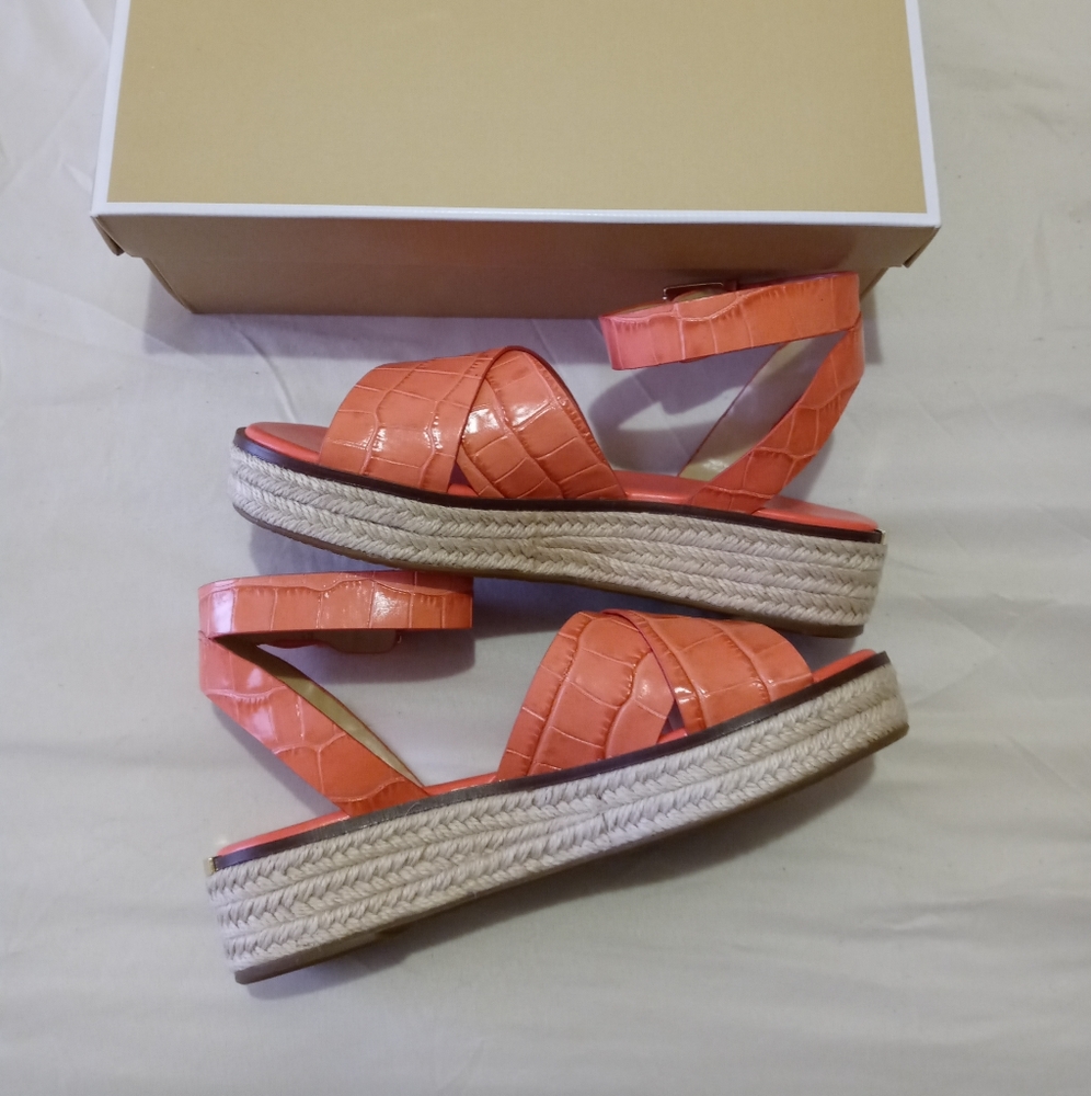 Michael Kors Abbott Leather Sandals - Picture 8 of 9